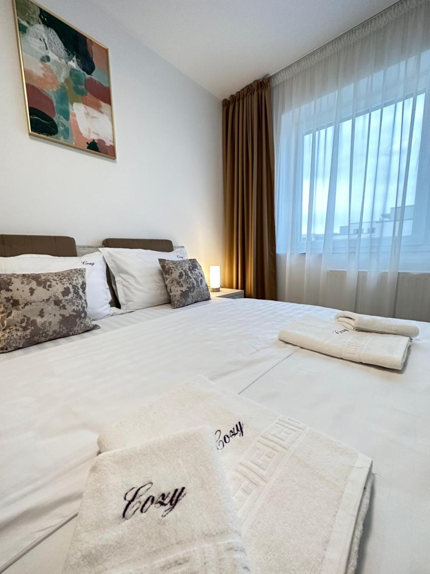 Coresi Mall Exclusive #Collection Apartments & Studios Brașov Exterior foto